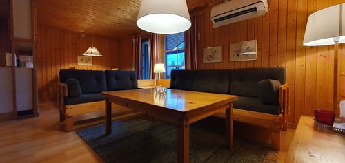 Bastu | Wi-Fi | Terrass | Braskamin | Kabel-TV 4 Stugor & Boende