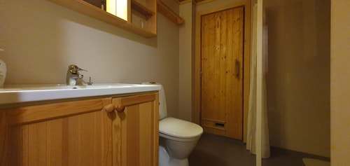 Bastu | Wi-Fi | Terrass | Braskamin | Kabel-TV 8 Stugor & Boende