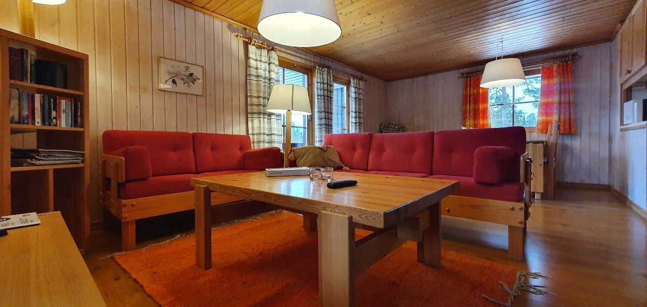 Bastu | Wi-Fi | Terrass | Braskamin | Kabel-TV 4 Stugor & Boende