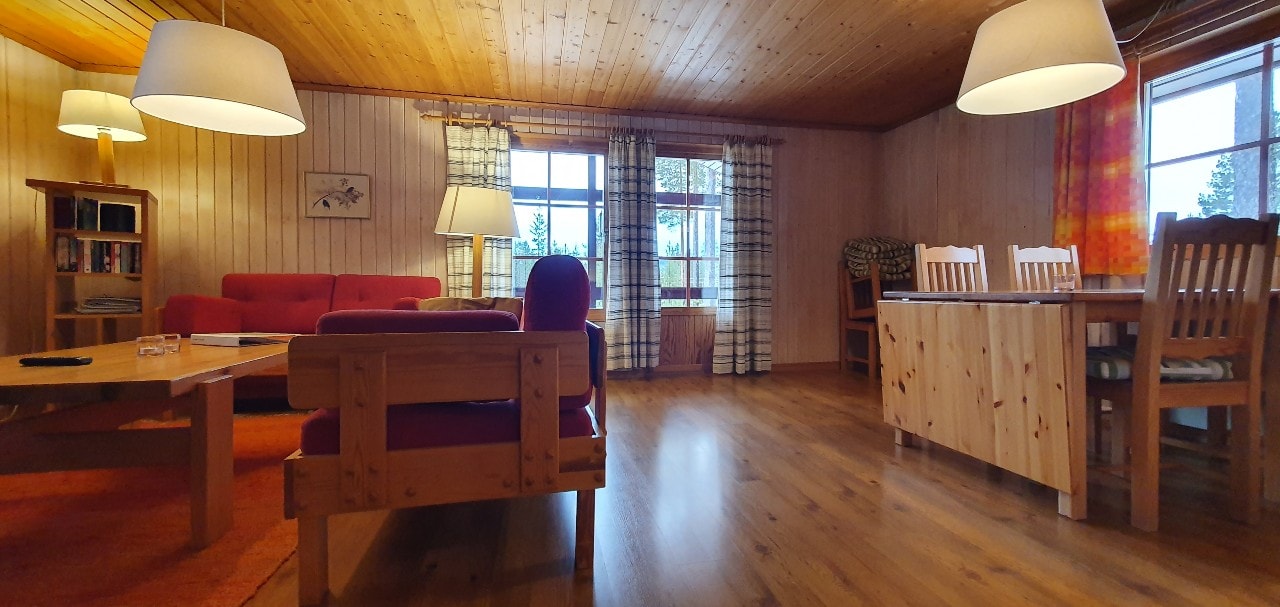 Bastu | Wi-Fi | Terrass | Braskamin | Kabel-TV 5 Stugor & Boende