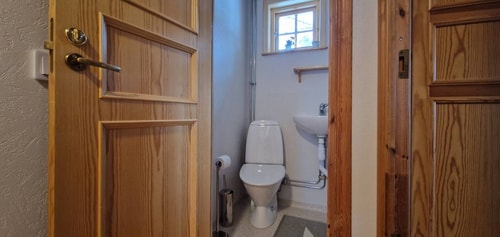 Bastu | Wi-Fi | Djur OK | Braskamin | Kabel-TV 12 Stugor & Boende