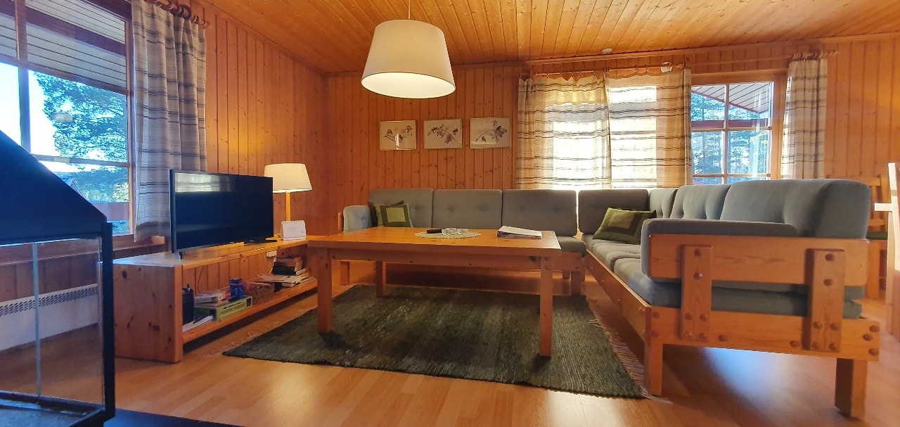 Bastu | Wi-Fi | Terrass | Braskamin | Kabel-TV 3 Stugor & Boende