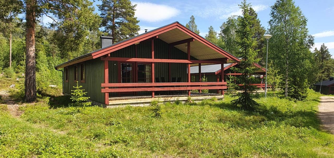 Bastu | Wi-Fi | Terrass | Braskamin | Kabel-TV 13 Stugor & Boende