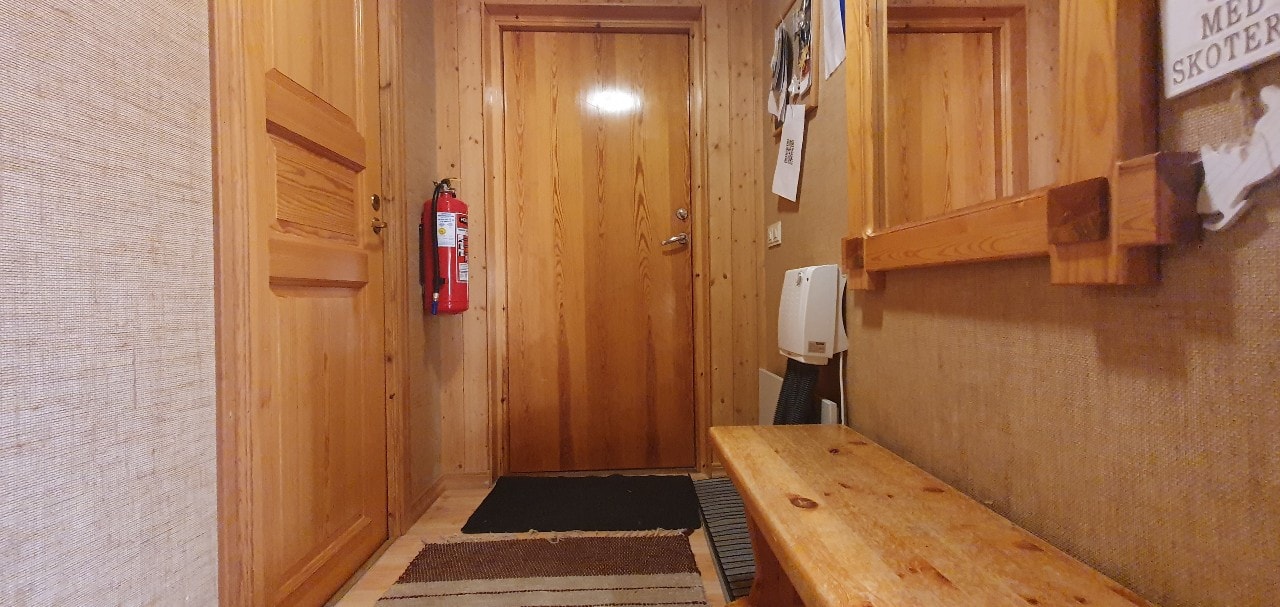 Bastu | Wi-Fi | Terrass | Braskamin | Kabel-TV 1 Stugor & Boende