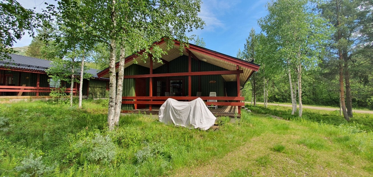 Bastu | Wi-Fi | Terrass | Braskamin | Kabel-TV 14 Stugor & Boende