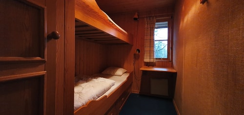 Bastu | Wi-Fi | Terrass | Braskamin | Kabel-TV 9 Stugor & Boende