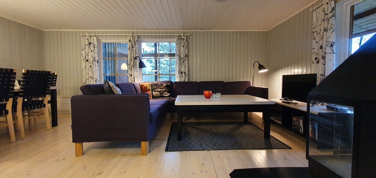 Bastu | Wi-Fi | Terrass | Braskamin | Kabel-TV 2 Stugor & Boende