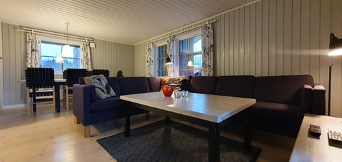 Bastu | Wi-Fi | Terrass | Braskamin | Kabel-TV 3 Stugor & Boende