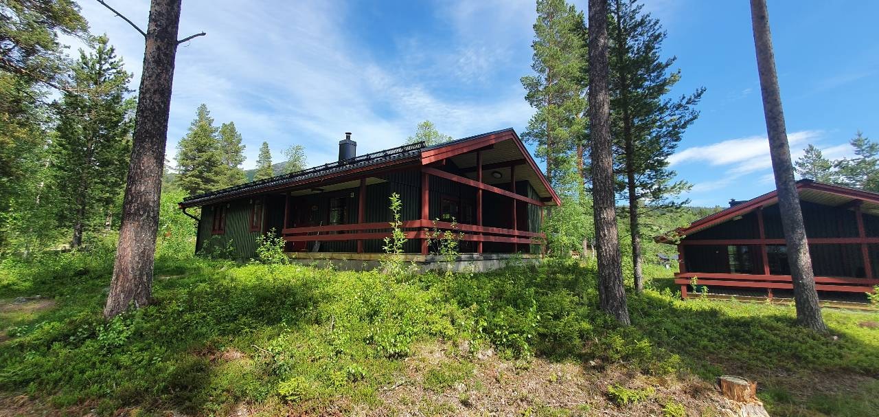 Bastu | Wi-Fi | Terrass | Braskamin | Kabel-TV 12 Stugor & Boende