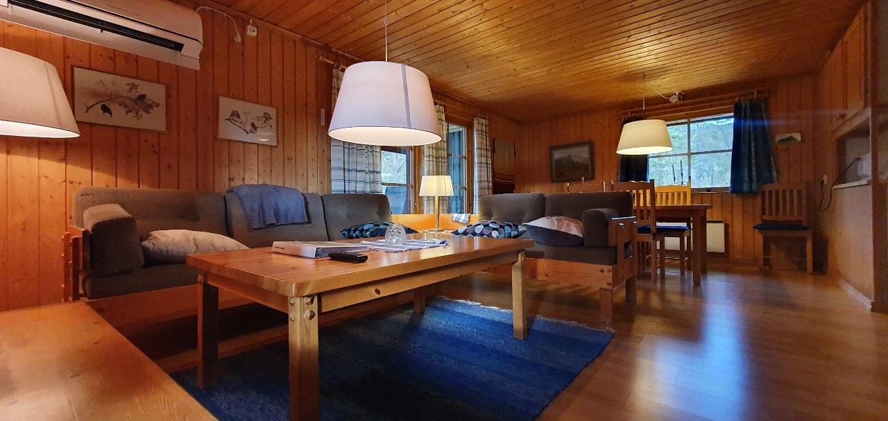 Bastu | Wi-Fi | Terrass | Braskamin | Kabel-TV 3 Stugor & Boende