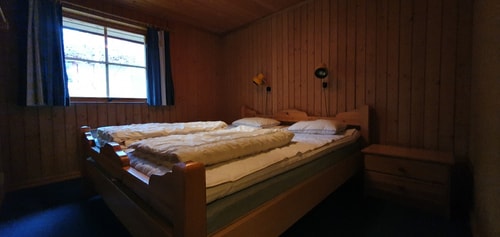 Bastu | Wi-Fi | Terrass | Braskamin | Kabel-TV 9 Stugor & Boende