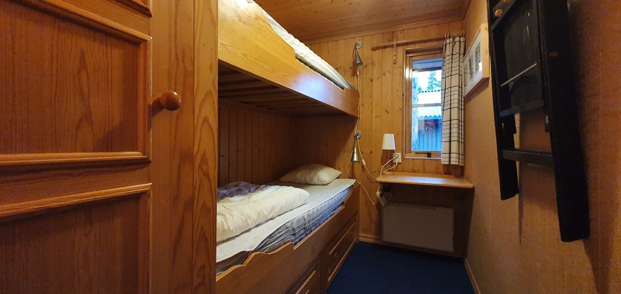 Bastu | Wi-Fi | Terrass | Braskamin | Kabel-TV 10 Stugor & Boende