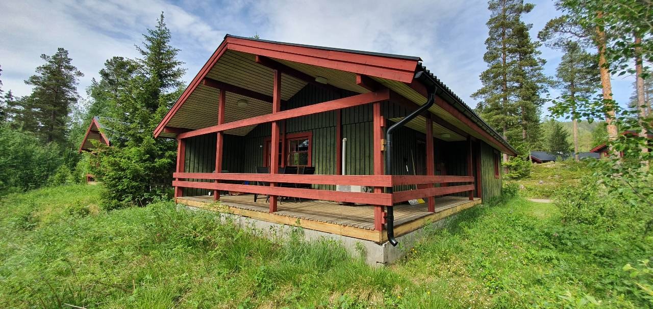 Bastu | Wi-Fi | Terrass | Braskamin | Kabel-TV Stugor & Boende