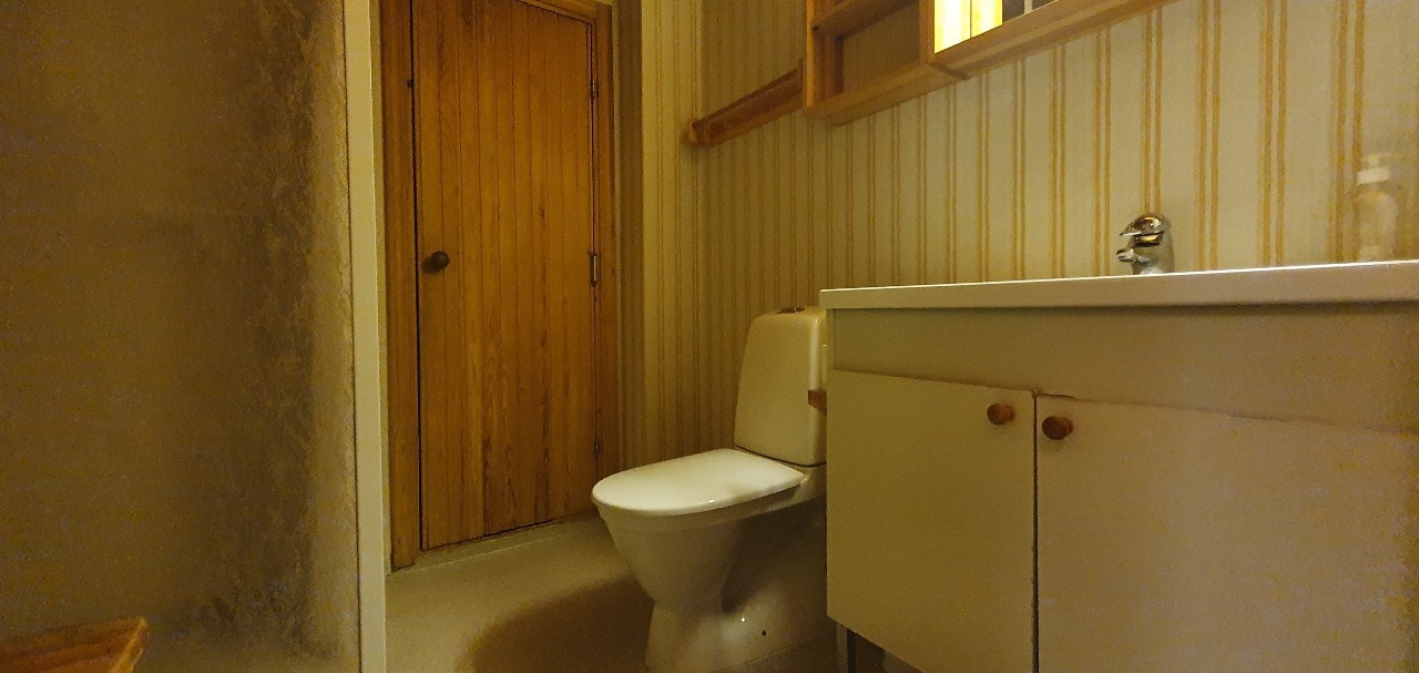 Bastu | Wi-Fi | Terrass | Braskamin | Kabel-TV 7 Stugor & Boende