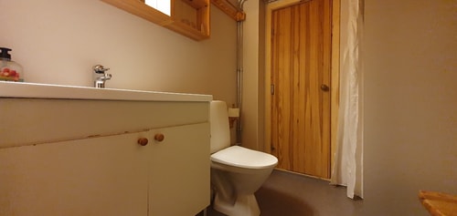 Bastu | Wi-Fi | Terrass | Braskamin | Kabel-TV 7 Stugor & Boende