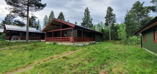 Bastu | Wi-Fi | Terrass | Braskamin | Kabel-TV 12 Stugor & Boende