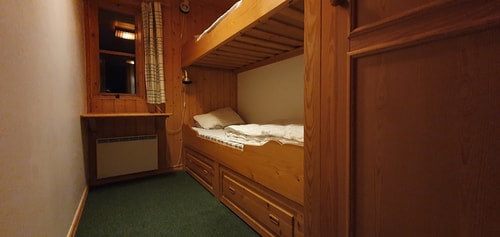 Bastu | Wi-Fi | Terrass | Braskamin | Kabel-TV 10 Stugor & Boende