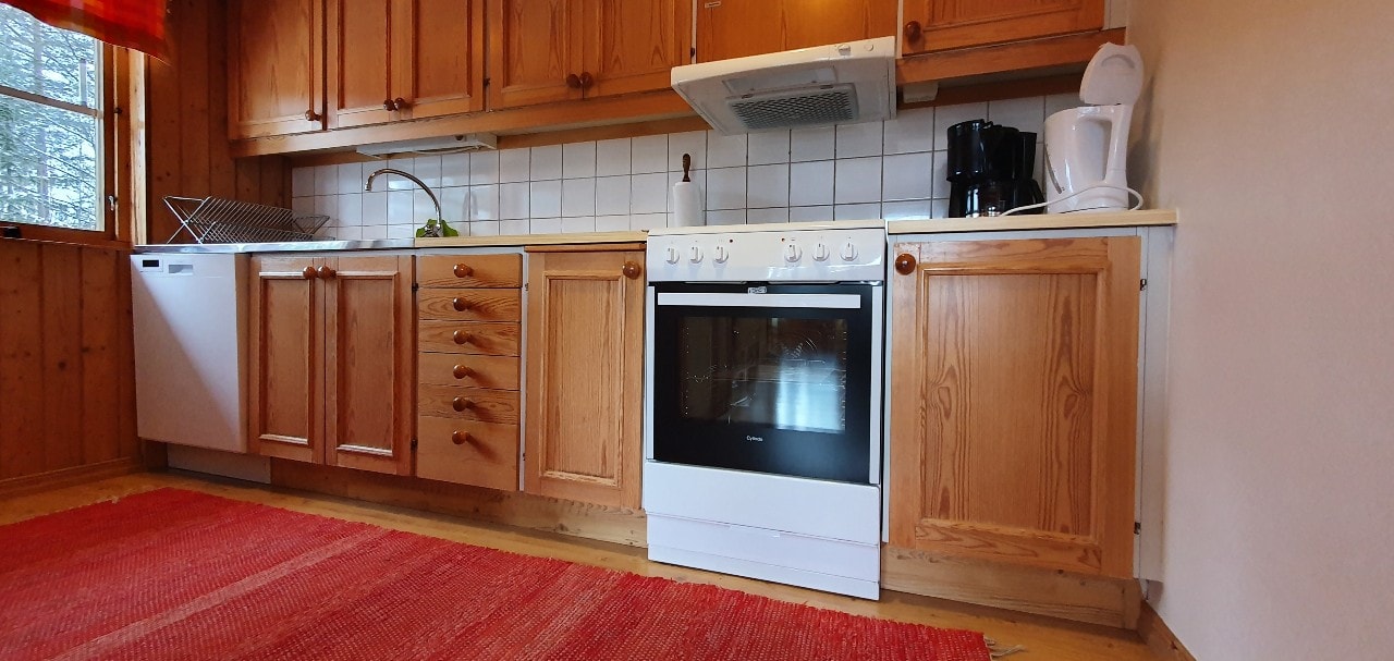 Sauna | Wi-Fi | Terrace | Wood stove | Cable TV 5 Stugor & Boende