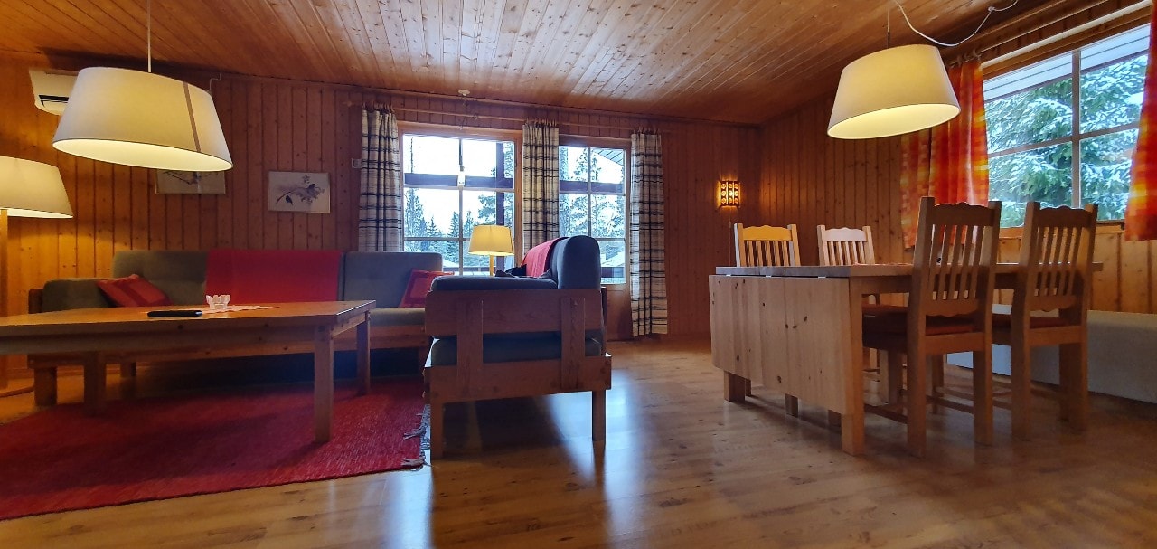 Sauna | Wi-Fi | Terrace | Wood stove | Cable TV 7 Stugor & Boende