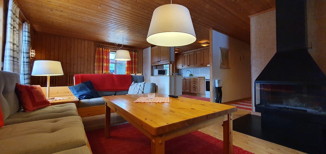 Sauna | Wi-Fi | Terrace | Wood stove | Cable TV 4 Stugor & Boende