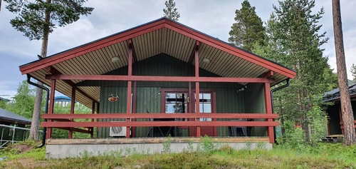 Bastu | Wi-Fi | Terrass | Braskamin | Kabel-TV 12 Stugor & Boende