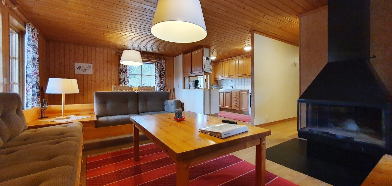 Bastu | Wi-Fi | Terrass | Braskamin | Kabel-TV 4 Stugor & Boende