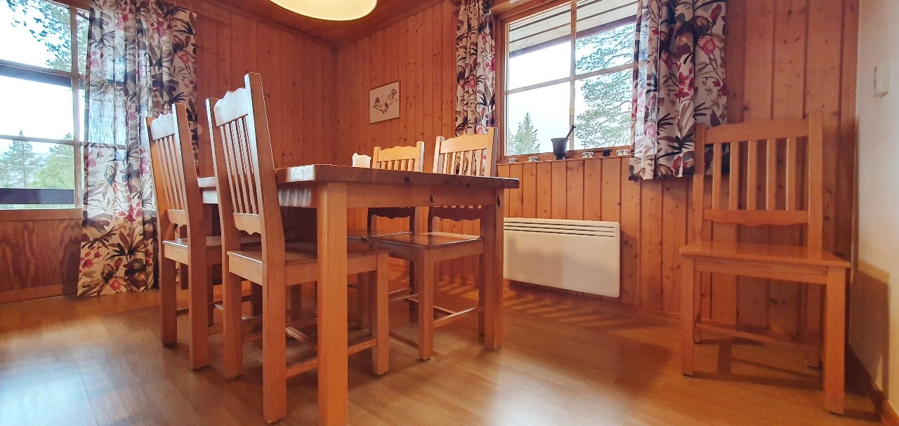 Bastu | Wi-Fi | Terrass | Braskamin | Kabel-TV 6 Stugor & Boende