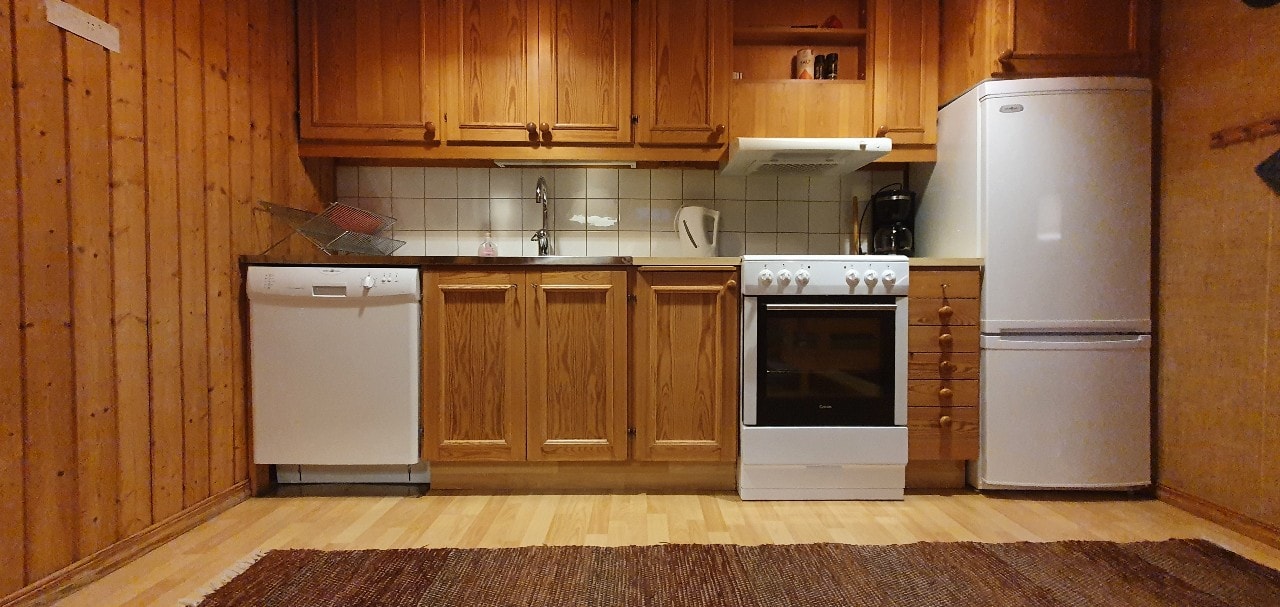 Bastu | Wi-Fi | Terrass | Braskamin | Kabel-TV 6 Stugor & Boende