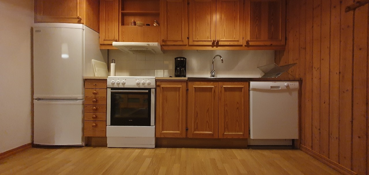 Bastu | Wi-Fi | Terrass | Braskamin | Kabel-TV 5 Stugor & Boende