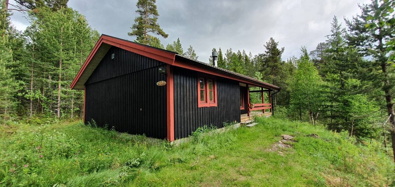 Bastu | Wi-Fi | Terrass | Braskamin | Kabel-TV Stugor & Boende