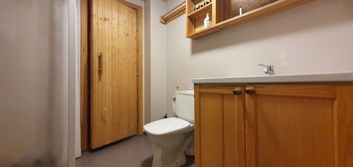 Bastu | Wi-Fi | Terrass | Braskamin | Kabel-TV 8 Stugor & Boende