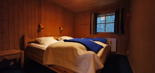 Bastu | Wi-Fi | Terrass | Braskamin | Kabel-TV 9 Stugor & Boende