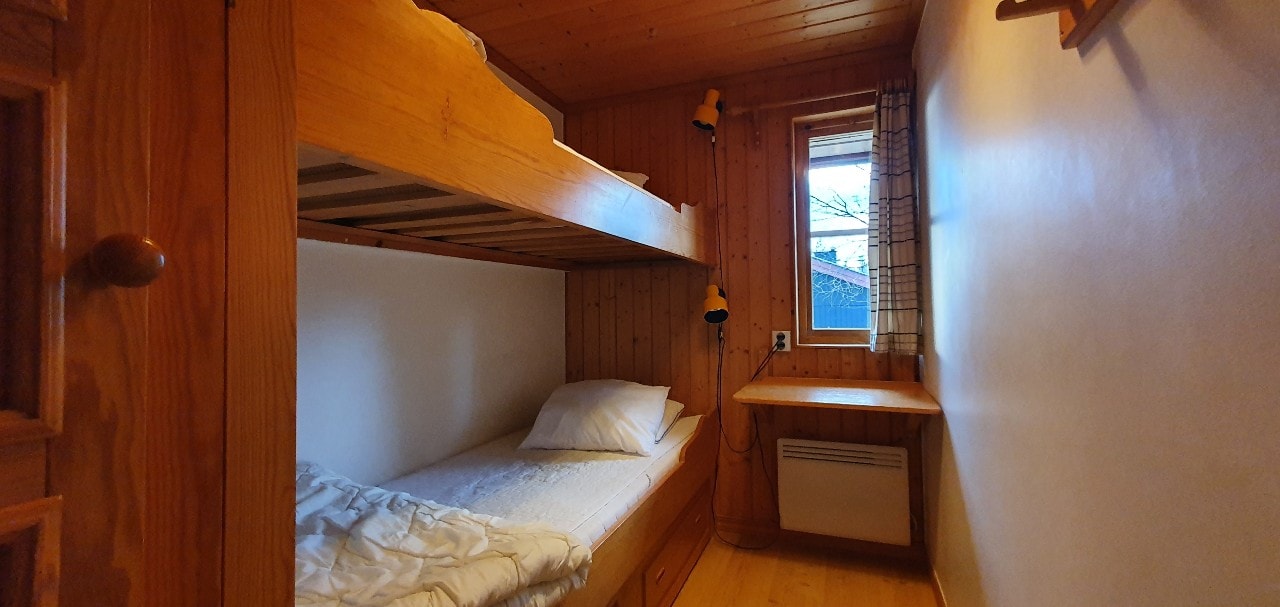 Sauna | Wi-Fi | Terrace | Wood stove | Cable TV 8 Stugor & Boende