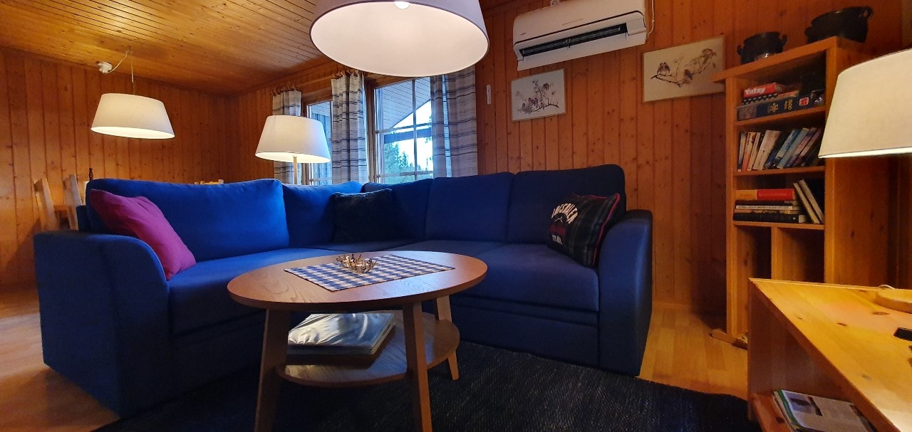 Sauna | Wi-Fi | Terrace | Wood stove | Cable TV 4 Stugor & Boende