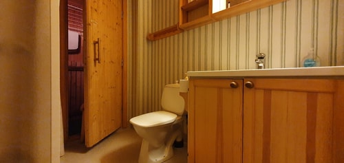 Bastu | Wi-Fi | Terrass | Braskamin | Kabel-TV 7 Stugor & Boende