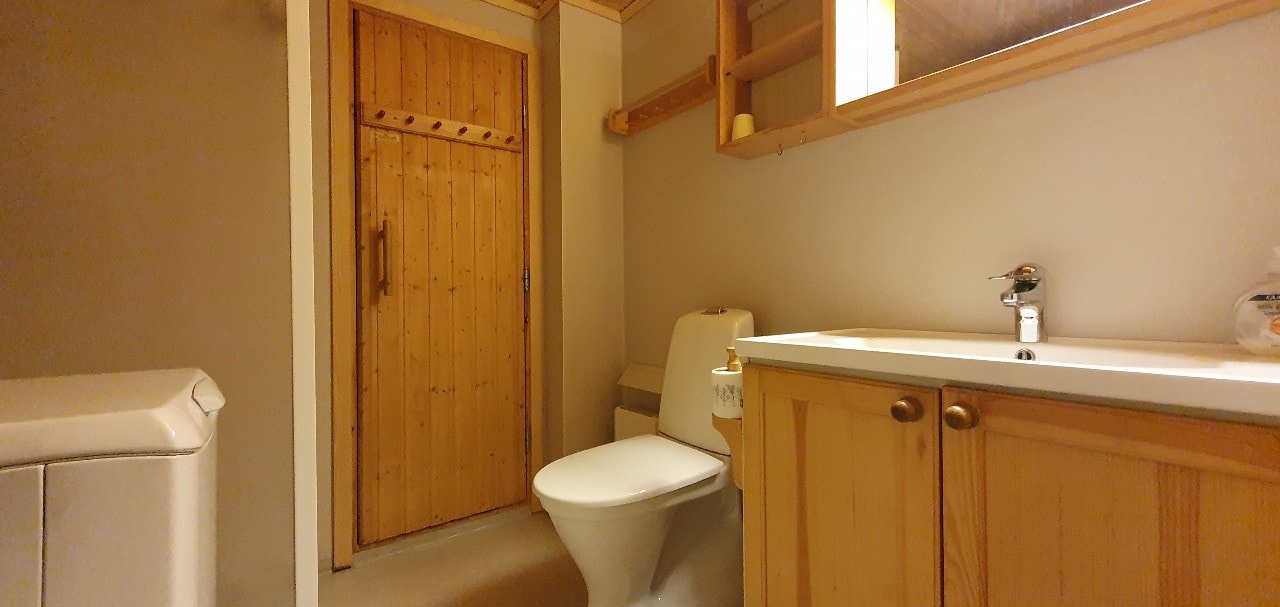 Sauna | Wi-Fi | Terrace | Wood stove | Cable TV 7 Stugor & Boende