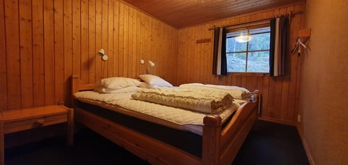 Bastu | Wi-Fi | Terrass | Braskamin | Kabel-TV 8 Stugor & Boende