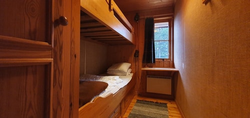 Bastu | Wi-Fi | Terrass | Braskamin | Kabel-TV 9 Stugor & Boende