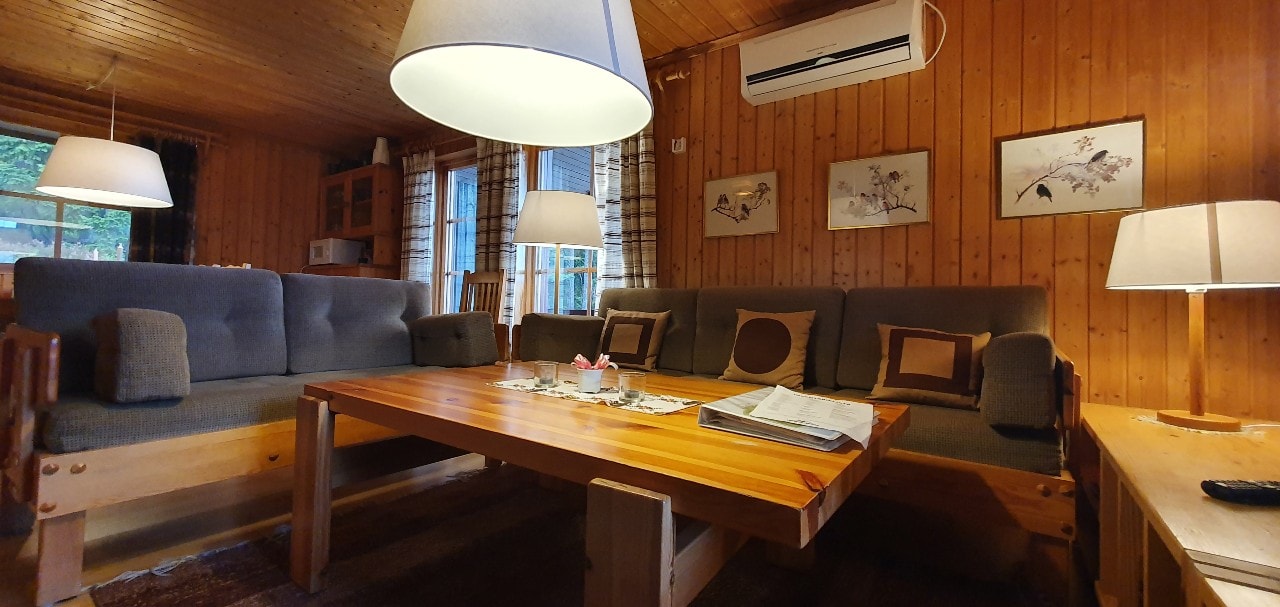 Bastu | Wi-Fi | Terrass | Braskamin | Kabel-TV 3 Stugor & Boende