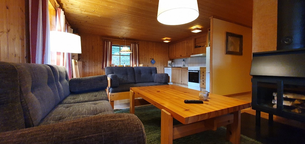 Bastu | Wi-Fi | Terrass | Braskamin | Kabel-TV 3 Stugor & Boende