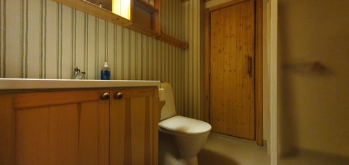 Sauna | Wi-Fi | Terrace | Wood stove | Cable TV 7 Stugor & Boende