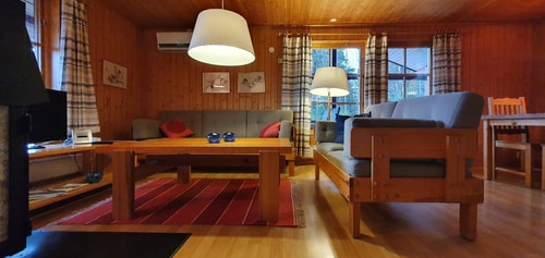 Sauna | Wi-Fi | Terrace | Wood stove | Cable TV 2 Stugor & Boende