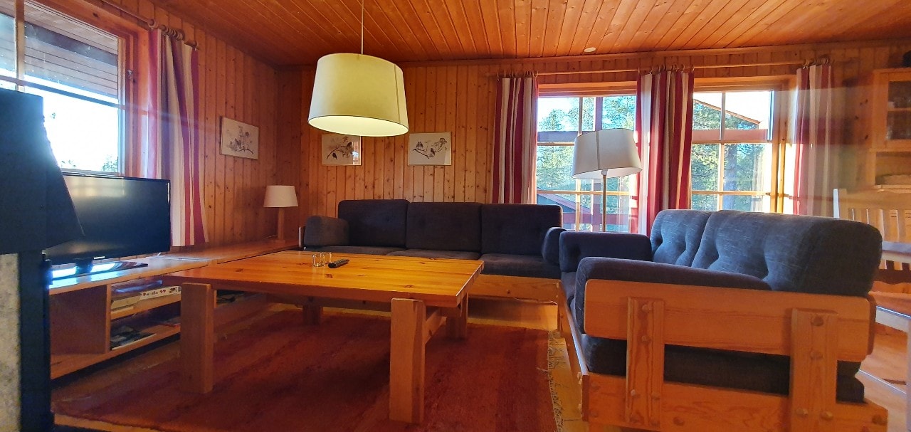 Ski-in/out | Bastu | Wi-Fi | Terrass | Braskamin 2 Stugor & Boende