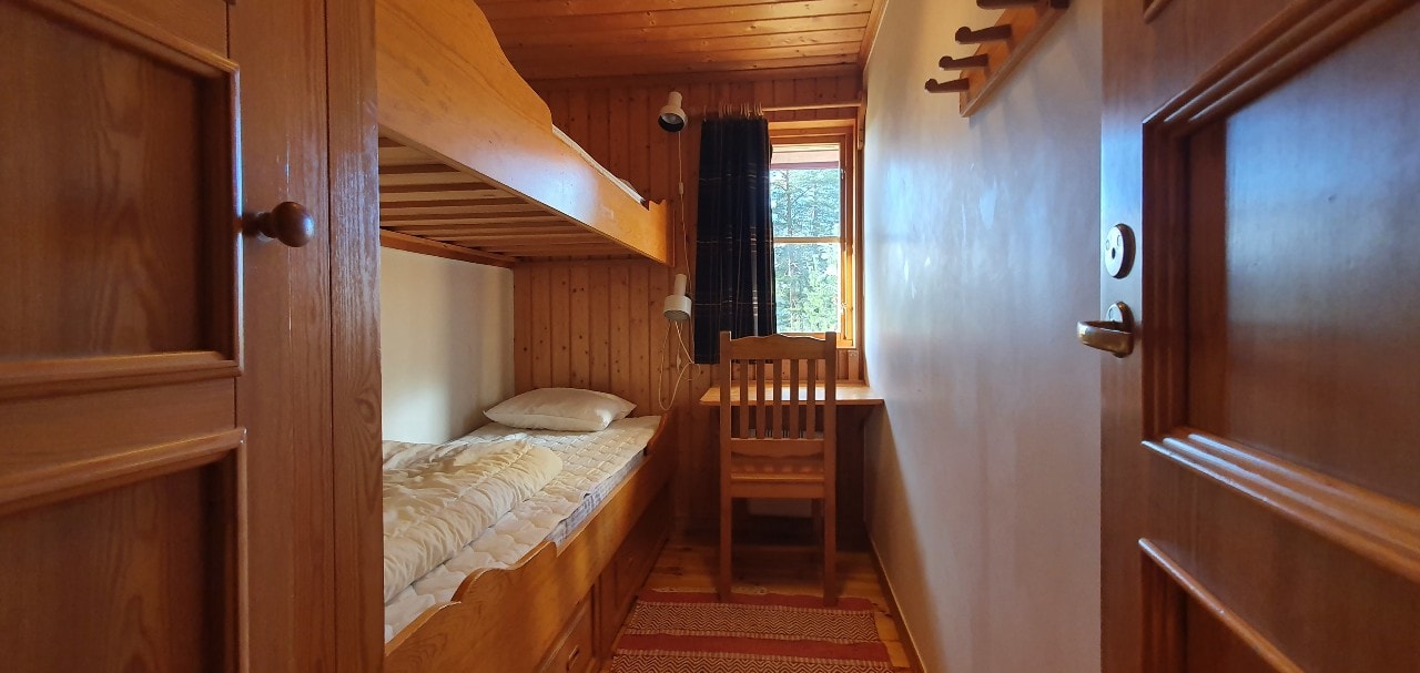 Bastu | Wi-Fi | Terrass | Braskamin | Kabel-TV 12 Stugor & Boende