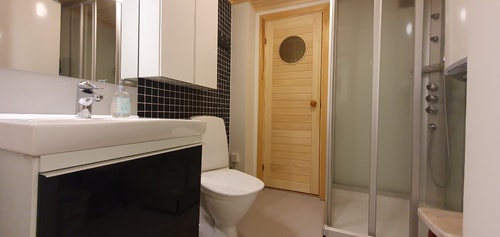 Bastu | Wi-Fi | Terrass | Braskamin | Kabel-TV 7 Stugor & Boende