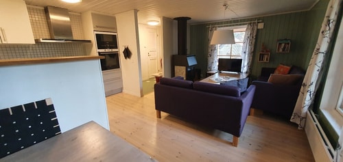 Bastu | Wi-Fi | Terrass | Braskamin | Kabel-TV 5 Stugor & Boende