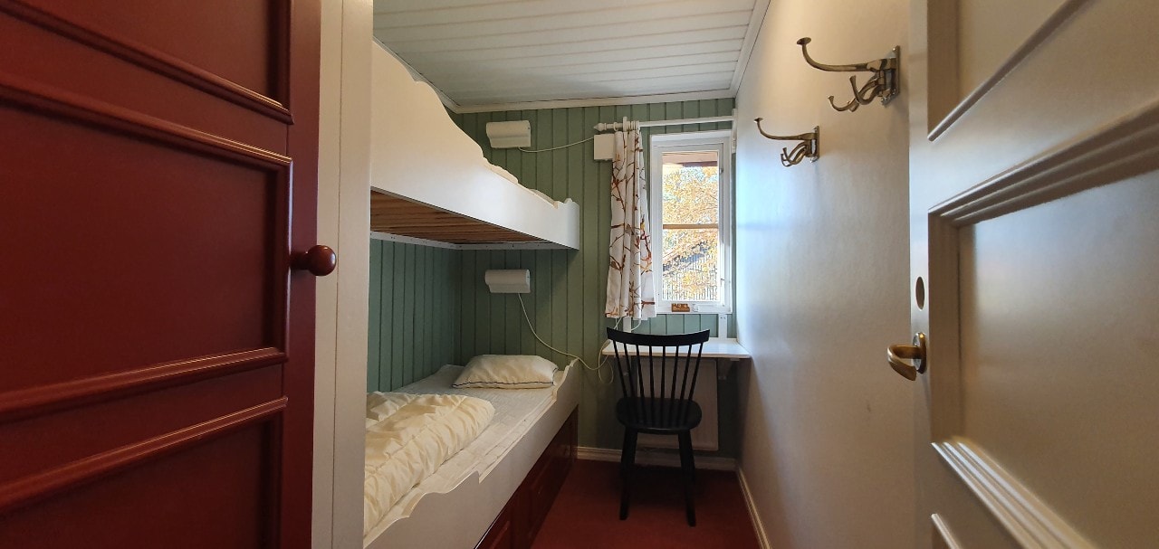 Bastu | Wi-Fi | Terrass | Braskamin | Kabel-TV 9 Stugor & Boende