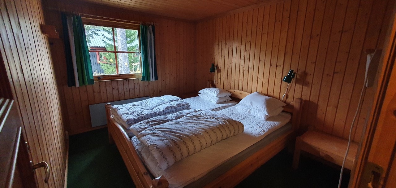 Bastu | Wi-Fi | Terrass | Braskamin | Kabel-TV 9 Stugor & Boende