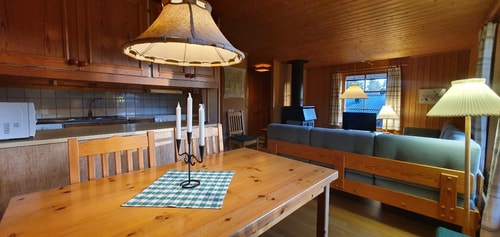 Bastu | Wi-Fi | Terrass | Braskamin | Kabel-TV 5 Stugor & Boende