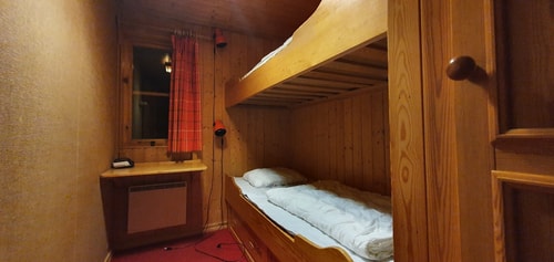 Bastu | Wi-Fi | Terrass | Braskamin | Kabel-TV 10 Stugor & Boende